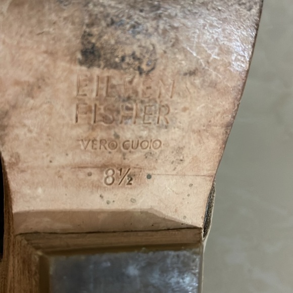 Eileen Fisher Jenkins Tumbled Nubuck Booties Light Brown, Size 8.5 - Picture 10 of 10